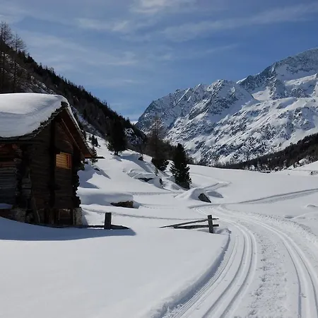 Chalet Clevettaz * Evolène